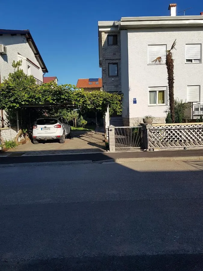 Zino Lägenhet Umag